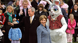 Sean Spicer Once Dressed Up as a Giant Rabbit and Crept Around the White House Lawn
